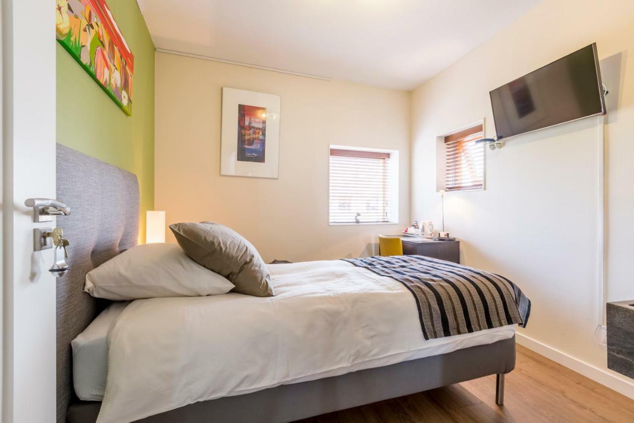 Casa Mirador Sleep Inn Almere Bagian luar foto