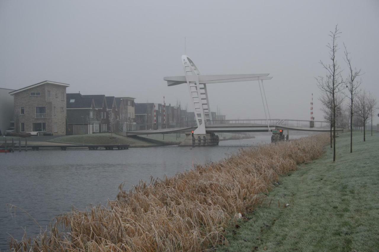 Casa Mirador Sleep Inn Almere Bagian luar foto
